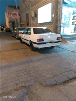 Peugeot 405